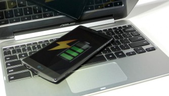 谷歌黑科技杀到 笔记本键盘为手机无线充电