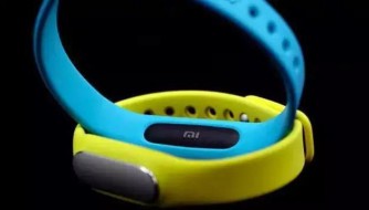 小米手环2今日发布 测心跳还能显示时间呢