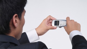 央视：苹果三星诺基亚等多部手机像素不符标准