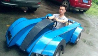 四川小伙网购零件组装豪车 时尚时尚最时尚！