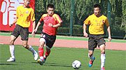 中国足球业余联赛爆70余人群殴 多位球员受伤