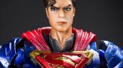 SE最新改版模型赏 超人遭黑手变身俊朗小白脸