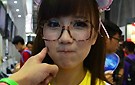 完爆加藤鹰 戳遍所有Showgirl的五彩手环哥