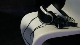 CJ：索尼VR设备“梦神”体验 性能强大更亲民