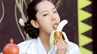 吃个香蕉怎么了？这些色色的东西会让11区女孩想歪