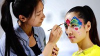 “算命”也能成热门工作？中国十大最稀缺奇葩职业