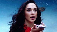 “神奇女侠”盖尔加朵华为广告大片美哭了 颜值暴击美若天仙