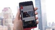 摩托罗拉性能怪兽Droid上手玩：“电”力十足