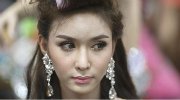 泰国举办变性人选美大赛 雌雄混体异常妖艳