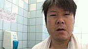 猥琐大叔身边都是漂亮妹妹 每天直播女友亲亲