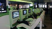 去网吧玩Xbox One吧！