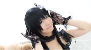 丰臀嫩腿黑裙白裤 涉谷凛羞涩大胆写真