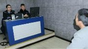 男子被踢出黑木耳QQ群 报警威胁高铁出事被拘