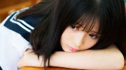 制服包裹下的完美胴体 校园清纯系写真