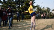 北影艺考现场群艳争芳 美女妖娆起舞素颜靓哭