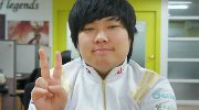 LOL inSec“跳楼”意外骨折 难道闪现撞墙？