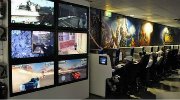 造的跟中央情报局一样 国外超奢华网吧图赏