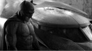 《蝙蝠侠大战超人》将于下周一公布首部预告