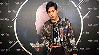 周杰伦自述《LOL》生涯：队友20投 吐槽职业战队