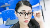 午间轻松一刻：老师 请不要用这样的眼神诱惑我