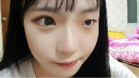 轻松一刻：不要相信单眼皮拍照的妹子