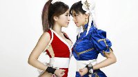 不知火舞VS春丽惹火COS美图 衣服都要爆了