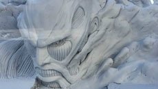 超大巨人降临札幌雪祭 《进击的巨人》雪雕魄力十足