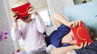 麦当劳推出“炸鸡盒”VR眼镜 首个游戏演示曝光