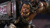 《WOW》格罗玛什·地狱咆哮限量版雕像 栩栩如生