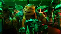 《忍者神龟2》首曝电影片段 公路追逐激烈战斗