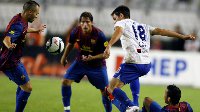 《FIFA OL3》逼抢战术介绍 防反二次反击