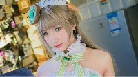 美炸了！萌系少女COS南小鸟神还原