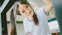 轻松一刻：夏天就应该欣赏体操服萝莉