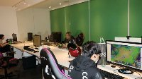 周杰伦JTeam训练室曝光 《英雄联盟》战队设备高端