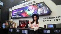 CJ2016回顾：《LOL》知名解说小悠现身技嘉展台