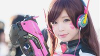 日本人气写真美女COS《守望先锋》D.Va 乳量犯规 