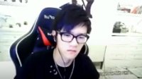 《LOL》若风直播中情绪失控 摔东西、失声痛哭
