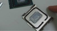 Intel发烧级新CPU首度开盖 依旧硅脂、未用钎焊散热