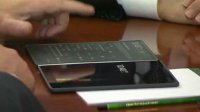 俄罗斯双屏手机YotaPhone3首曝：外观硬朗 2380元起