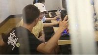 PG_ONE网吧开黑LOL 神秘友人竟是职业选手