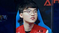 Faker韩服排位遇到Bang 被秀骚操作冲泉狂虐