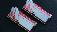 影驰GAMER 极光 DDR4-2400 8G内存热卖559元