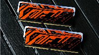 七色灯光 影驰GAMER Ⅱ DDR4 3000 8G内存热卖549元