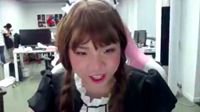 《LOL》B站战队上单穿女装直播 古风美男变性感辣妹