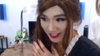 《LOL》北美第一锐雯女装逛街 女仆装造型掰弯人
