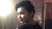 华裔女演员晒《惊奇队长》反派造型  短发帅气