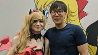 《LOL》头号女装大佬盛装逛漫展 TL大师兄羞涩合影
