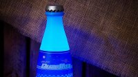 美国厂商推出《辐射4》核子可乐灯 蓝光幽幽氛围足