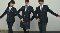 日本定制校服新规 男生也可选择穿裙子