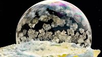大自然的魔法球 美国摄影师拍摄绝美结晶气泡
